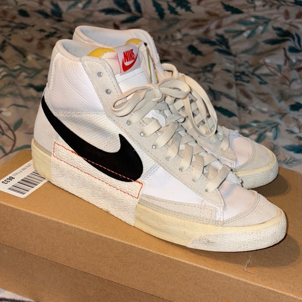 Nike High-Top Sneakers in White and Black